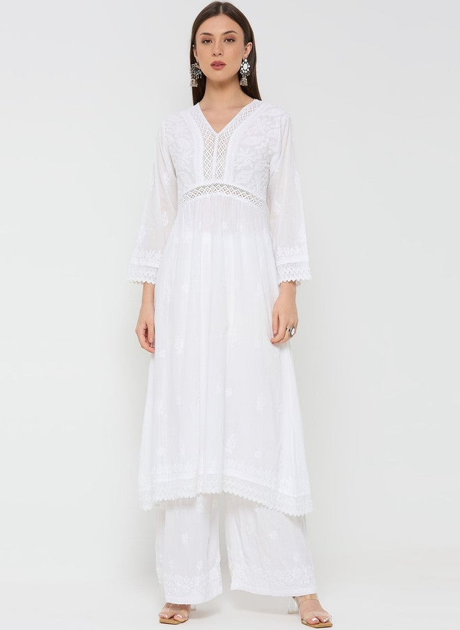 THREZO Women's Mul Cotton Chikankari Solid Long Kurta - Image 1